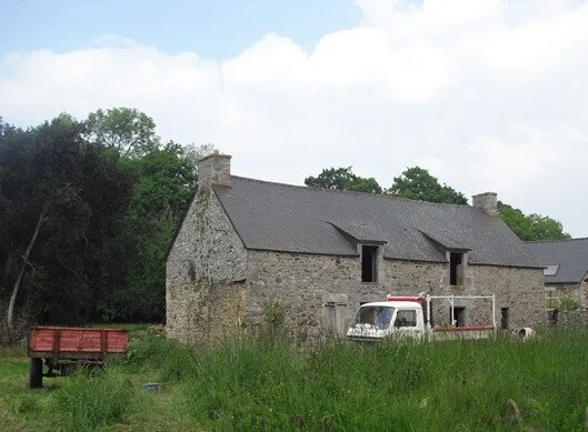 Avant intervention sur un ouvrage ancien.